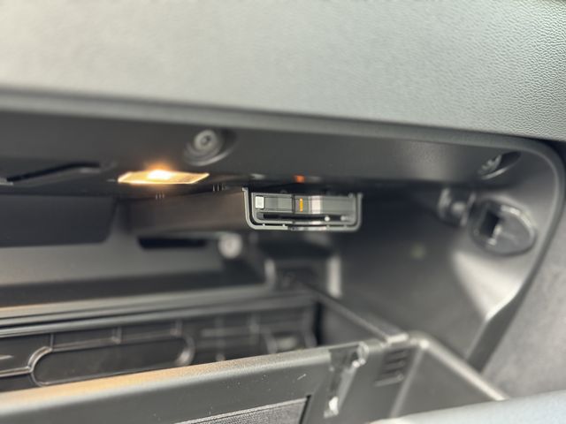 VOLVO XC40 2024 Image 31