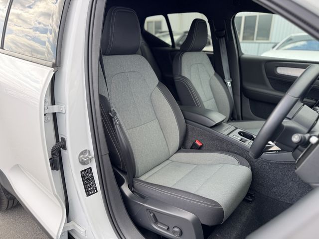 VOLVO XC40 2024 Image 31