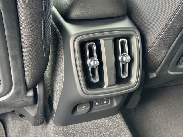 VOLVO XC40 2024 Image 31