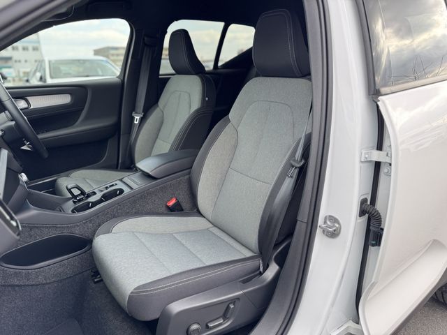 VOLVO XC40 2024 Image 31