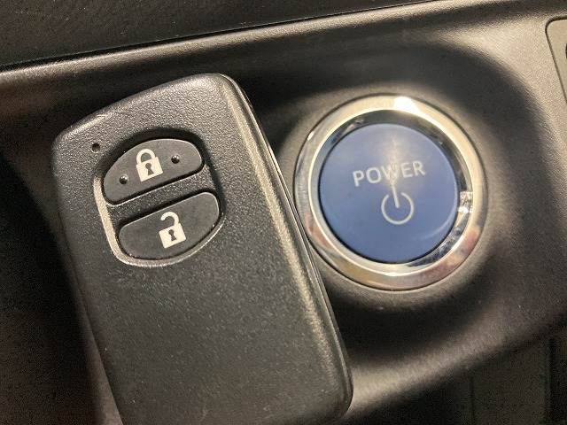 TOYOTA AQUA 2012 Image 31