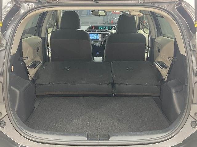 TOYOTA AQUA 2012 Image 31