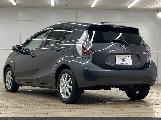 TOYOTA AQUA 2012 Image 31