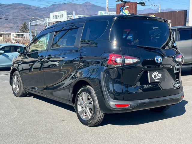 TOYOTA SIENTA HYBRID 2019 Image 31