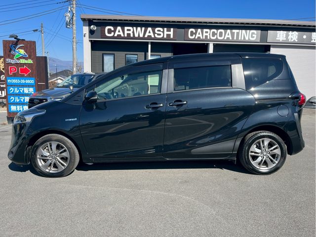 TOYOTA SIENTA HYBRID 2019 Image 31