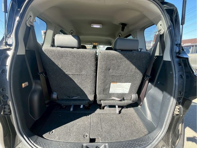 TOYOTA SIENTA HYBRID 2019 Image 31