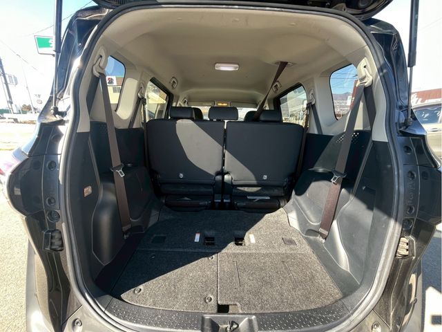 TOYOTA SIENTA HYBRID 2019 Image 31