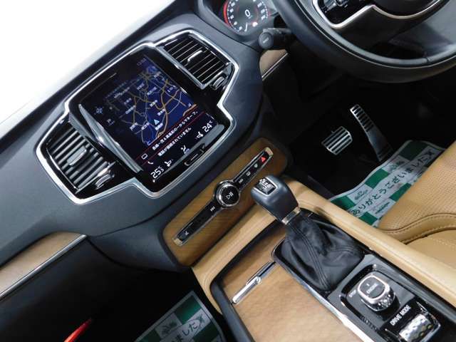 VOLVO XC90 2017 Image 31