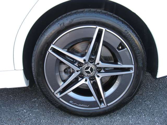 MERCEDES BENZ C CLAS 2024 Image 31