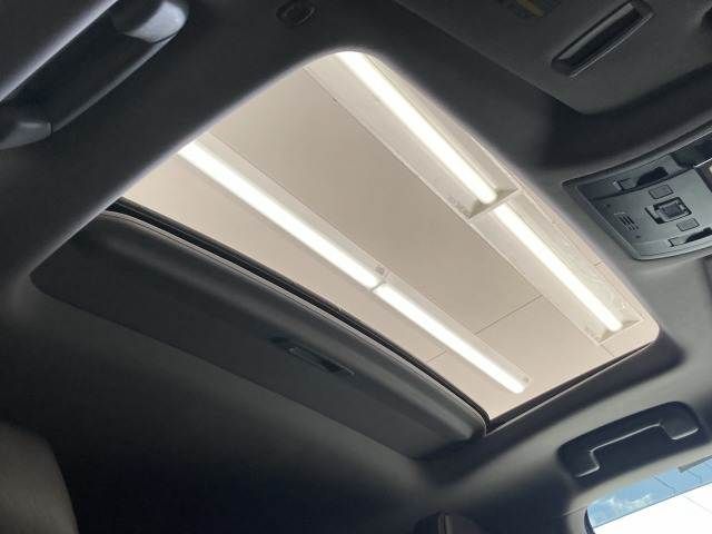 TOYOTA LEXUS RX450H 2WD 2018 Image 31