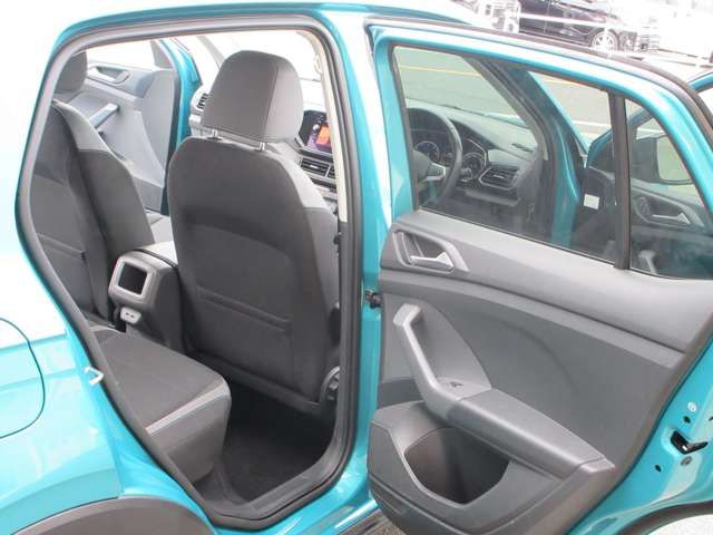 VOLKSWAGEN T-CROSS 2020 Image 31