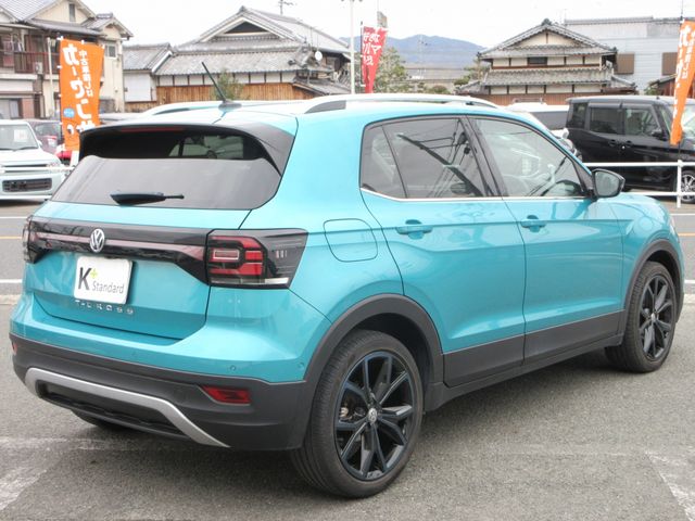 VOLKSWAGEN T-CROSS 2020 Image 31
