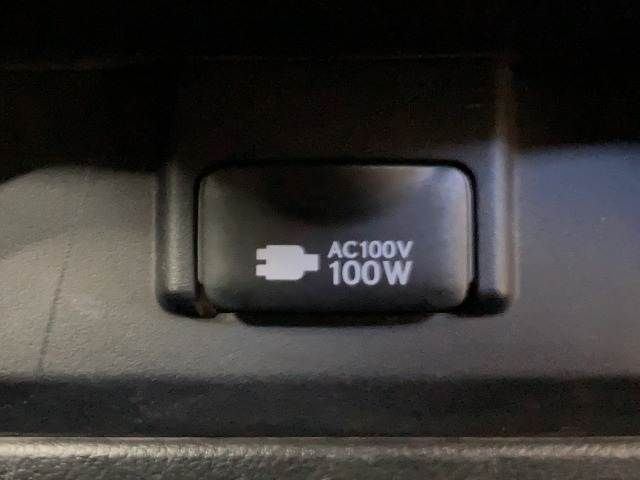 TOYOTA LEXUS NX300H 2019 Image 31