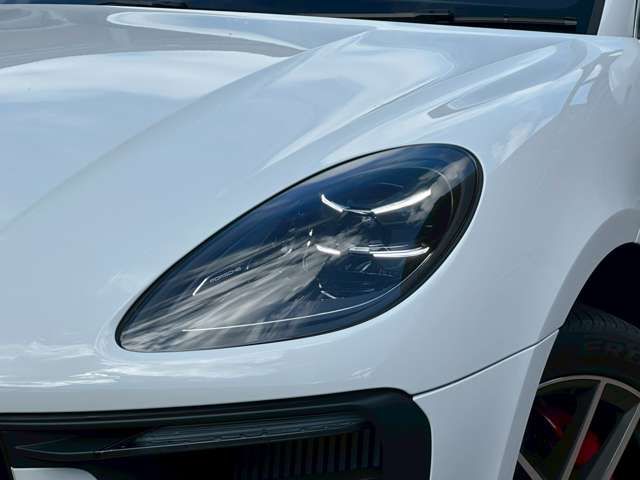 PORSCHE MACAN 2023 Image 31