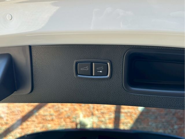 PORSCHE MACAN 2023 Image 31