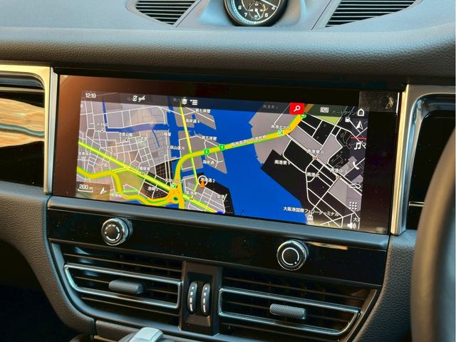 PORSCHE MACAN 2023 Image 31