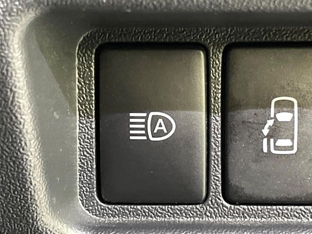 TOYOTA HIACE VAN 4WD 2018 Image 31