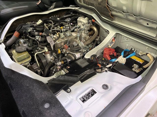 TOYOTA HIACE VAN 4WD 2018 Image 31
