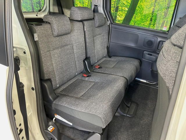 TOYOTA SIENTA HYBRID 2022 Image 31