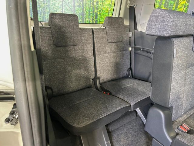 TOYOTA SIENTA HYBRID 2022 Image 31