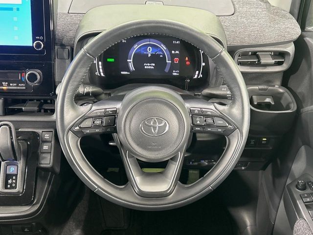 TOYOTA SIENTA HYBRID 2022 Image 31