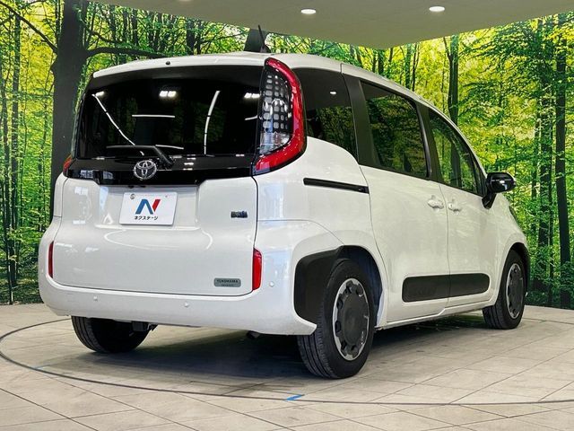 TOYOTA SIENTA HYBRID 2022 Image 31