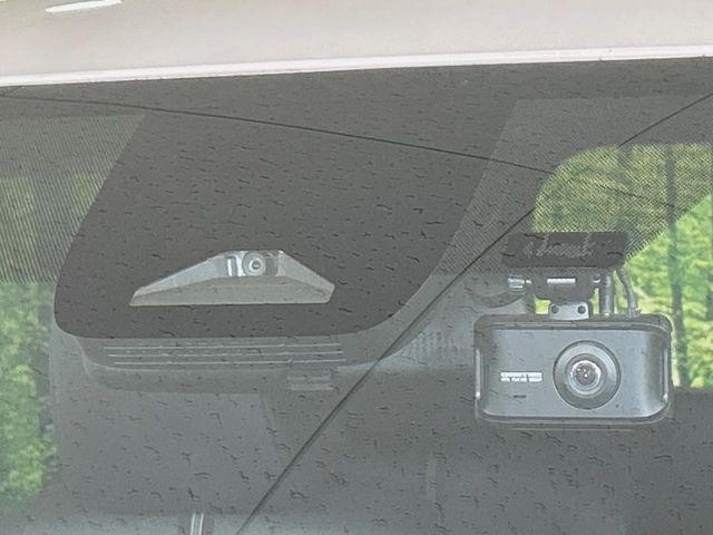 TOYOTA NOAH HYBRID 2023 Image 31