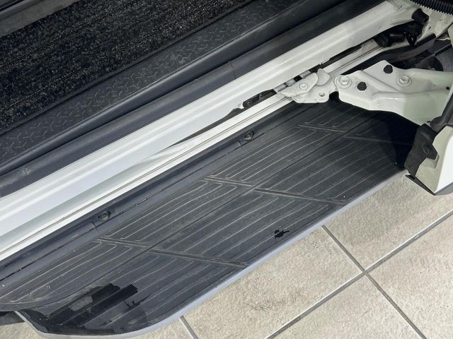 TOYOTA NOAH HYBRID 2023 Image 31