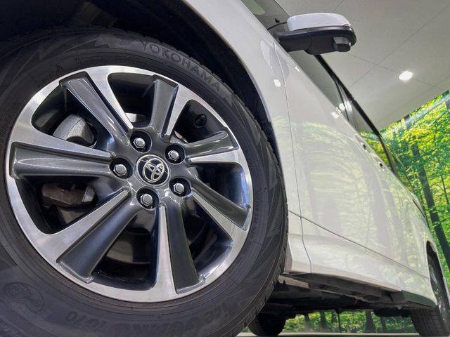 TOYOTA NOAH HYBRID 2023 Image 31