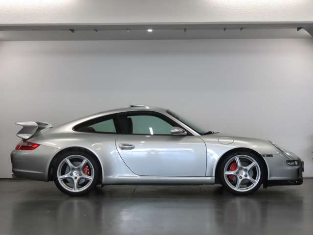PORSCHE 911 2004 Image 31