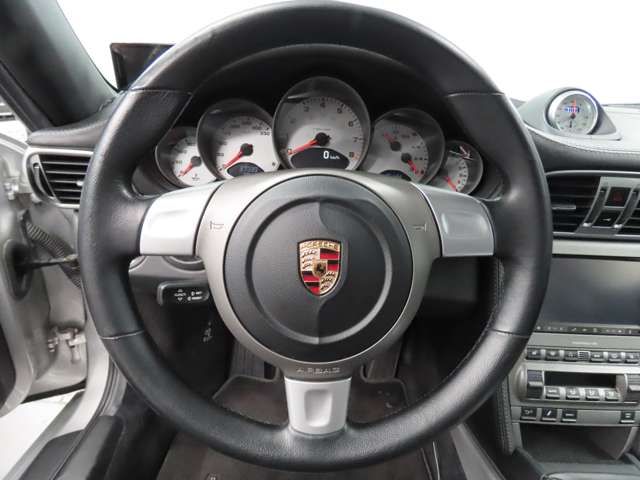 PORSCHE 911 2004 Image 31