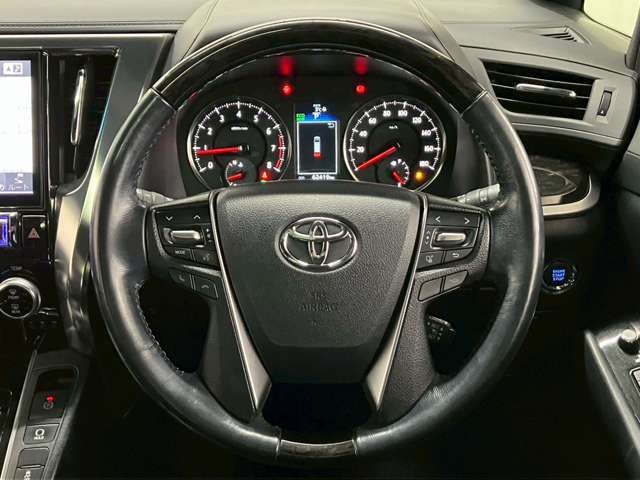 TOYOTA ALPHARD 2017 Image 31