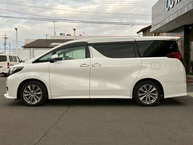 TOYOTA ALPHARD 2017 Image 31