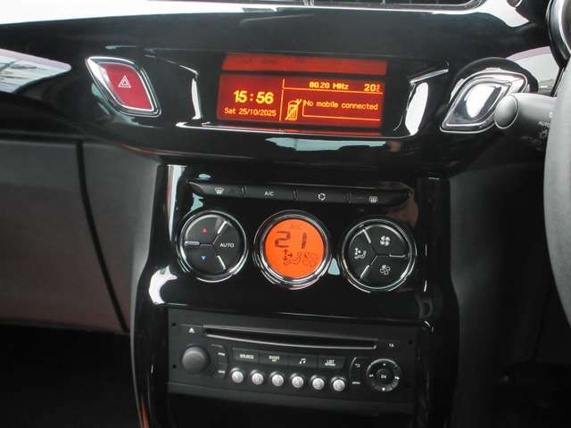 CITROEN DS3 2016 Image 31