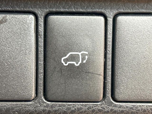 TOYOTA HARRIER 2WD 2018 Image 31