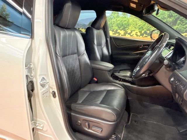 TOYOTA HARRIER 2WD 2018 Image 31