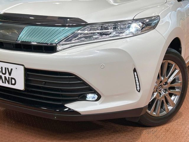 TOYOTA HARRIER 2WD 2018 Image 31