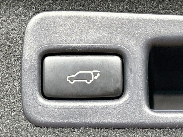 TOYOTA HARRIER 2WD 2018 Image 31