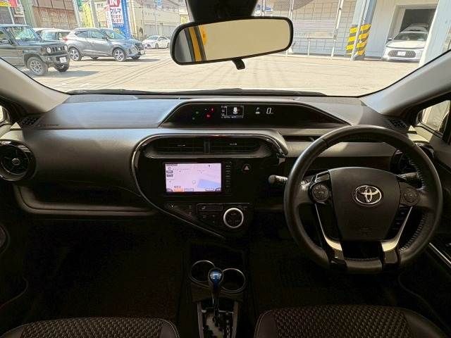 TOYOTA AQUA 2018 Image 31