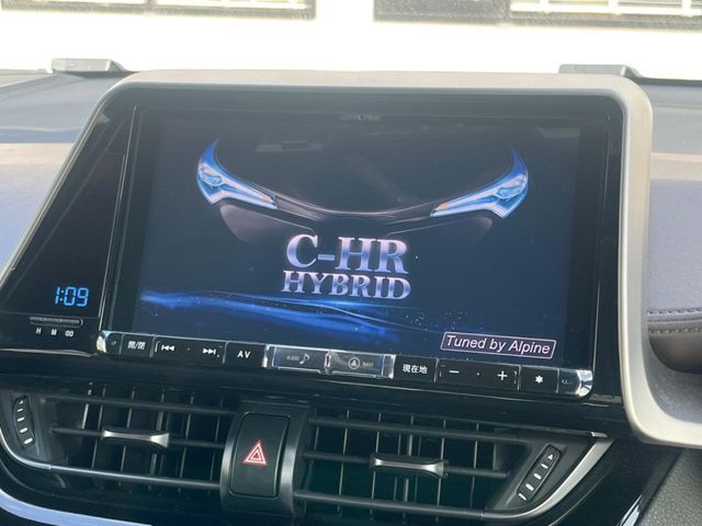 TOYOTA C-HR 2017 Image 31