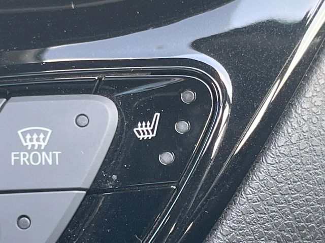 TOYOTA C-HR 2017 Image 31