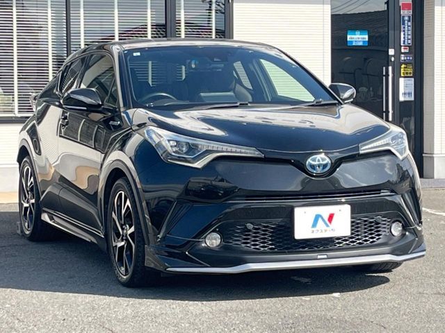 TOYOTA C-HR 2017 Image 31