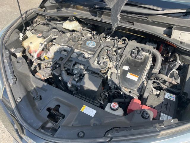 TOYOTA C-HR 2017 Image 31