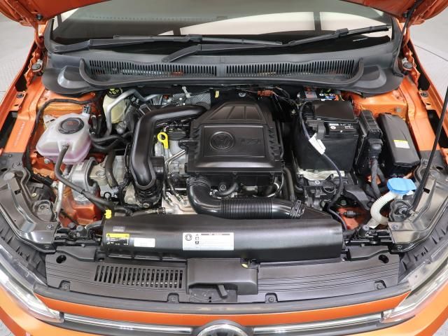VOLKSWAGEN POLO 2018 Image 31