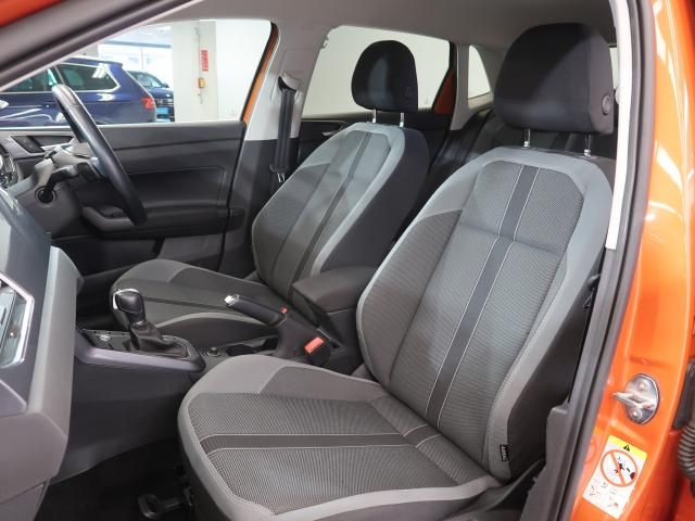 VOLKSWAGEN POLO 2018 Image 31
