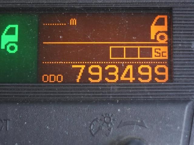 NISSAN DIESEL QUON 2015 Image 31