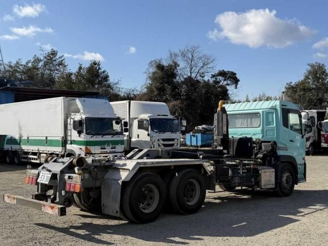 NISSAN DIESEL QUON 2013 Image 31