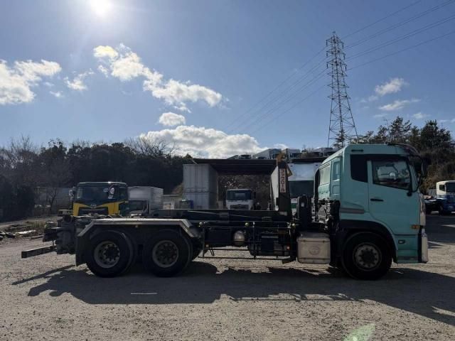 NISSAN DIESEL QUON 2013 Image 31