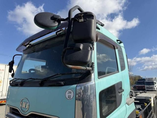 NISSAN DIESEL QUON 2013 Image 31