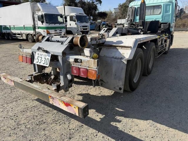 NISSAN DIESEL QUON 2013 Image 31